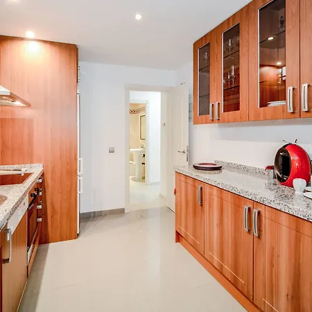 Fa-fab 2 Bedroom In And Outdoor Pool *
